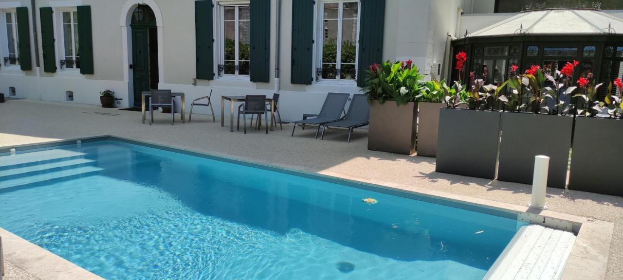 Bed and Breakfast Les Jardins De La Fontaine Alès Exterior foto